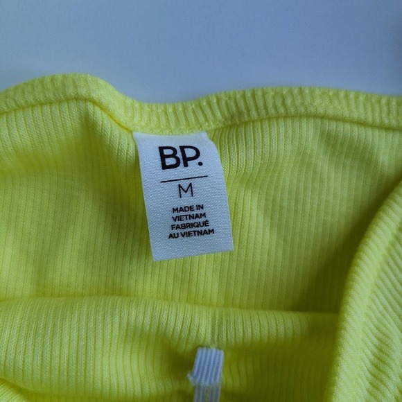 BP Yellow Ribbed Tank Top Ruffle Strap Size Medium - Picture 4 of 4